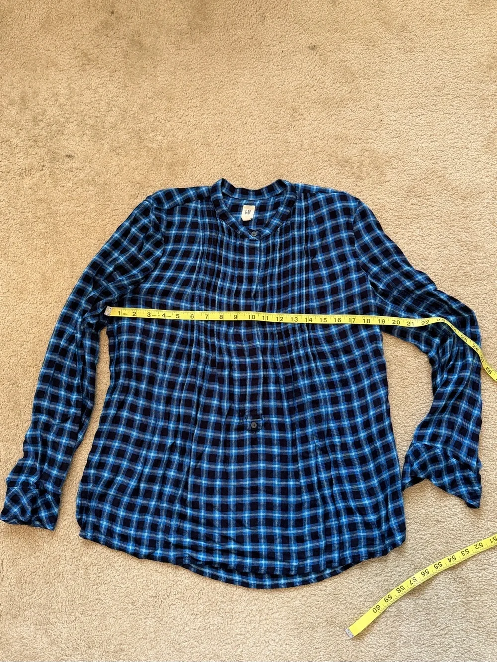 Gap Blue Plaid Pintuck Flowy Preppy Blouse Long Sleeve Front Button